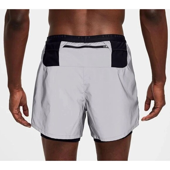 Nike Dri-Fit ADV Run Division 4" Shorts Reflective Silver FZ1123-035 Men's XXL - Picture 3 of 16